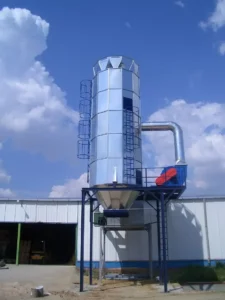 Filtros ciclónicos o ciclofiltros con limpieza mediante impulsos de aire inverso